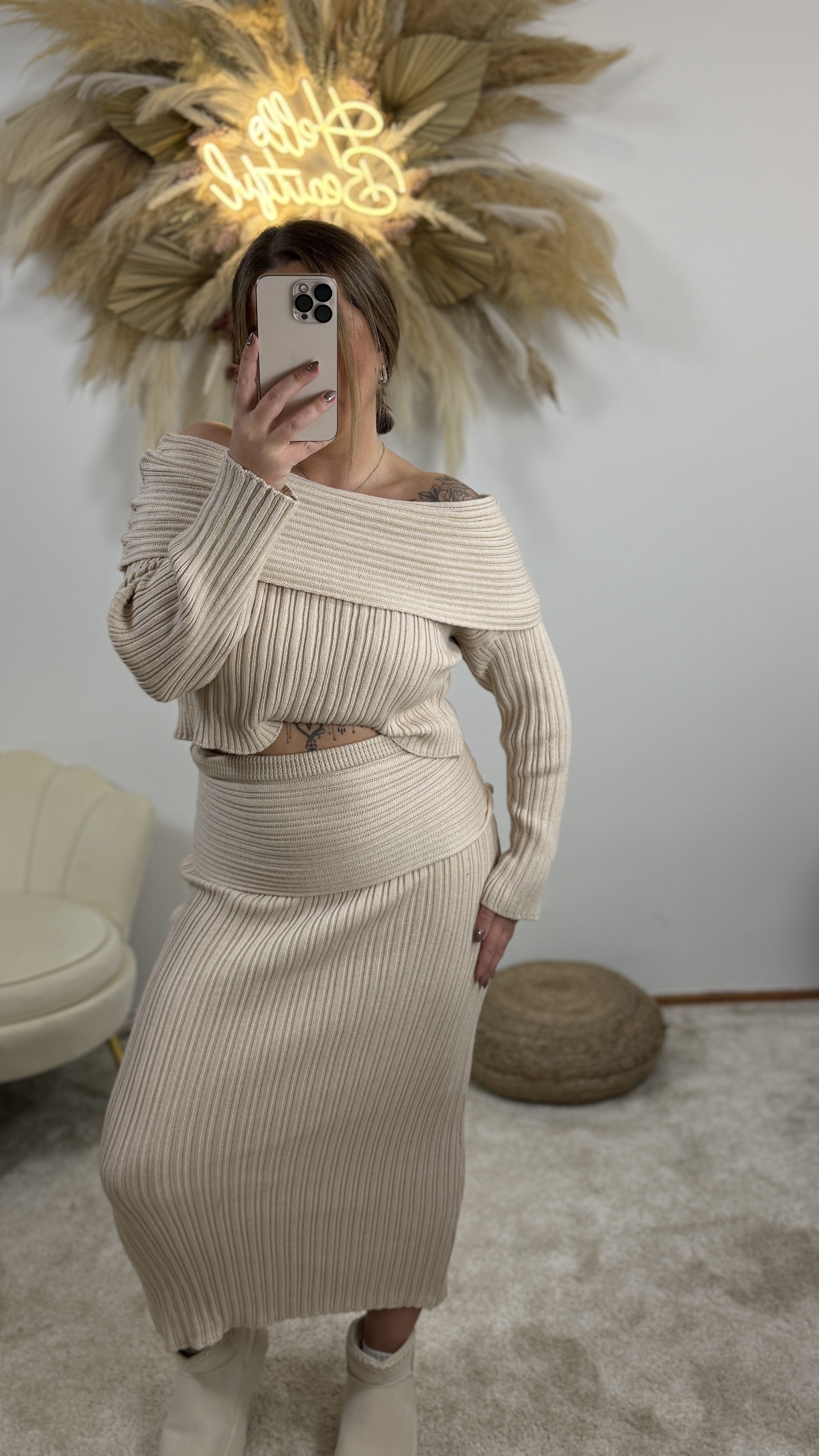 Off-Shulder Set | Beige