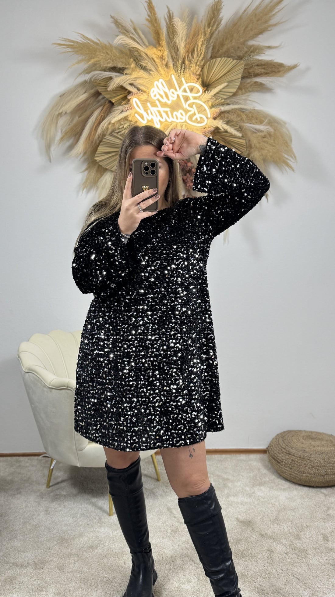 Paillettenkleid mit Schwarzer Schleife | Schwarz