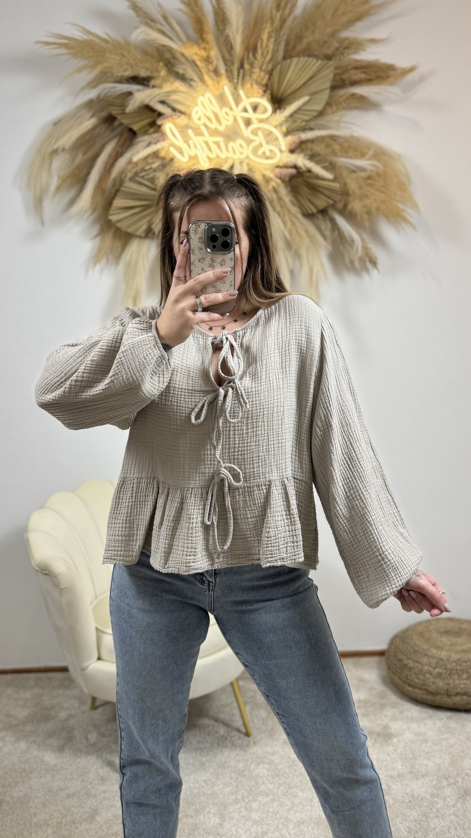 Musselin Schleifen Bluse Volant | Beige